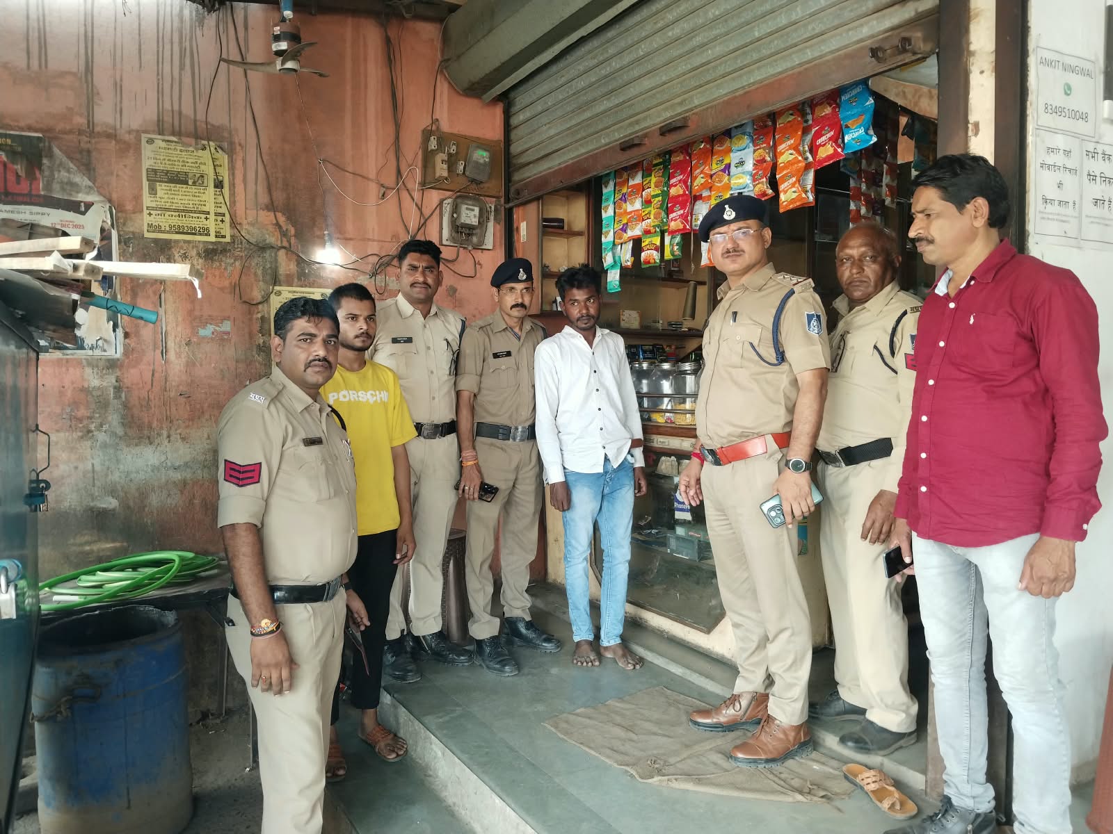 मनावर में अवैध सट्टे पर पुलिस की दबिश, एक आरोपी गिरफ्तार; सट्टा संचालक भी बना आरोपी