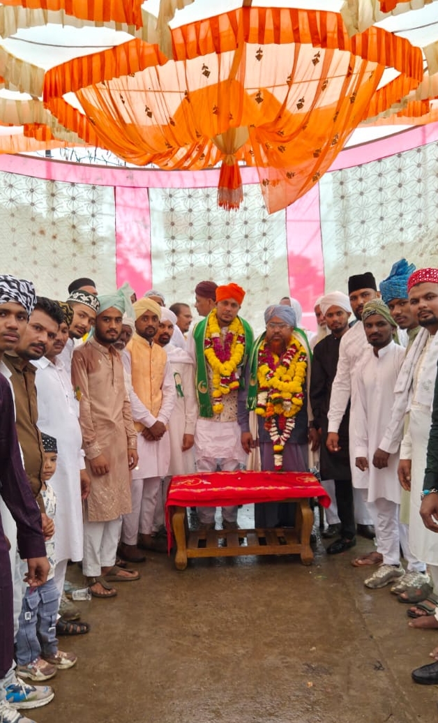 आठनेर में जश्ने ईद मिलादुन्नबी पर निकला भव्य जुलूस, जगह-जगह बांटा लंगर, अमन-शांति और भाईचारे की मांगी दुआ