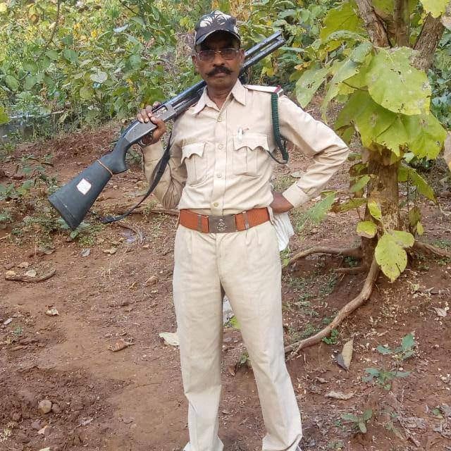 पांच साल बाद मिला शहीद का दर्जा, लेकिन 1 करोड़ की सहायता और मकान का अब भी इंतजार