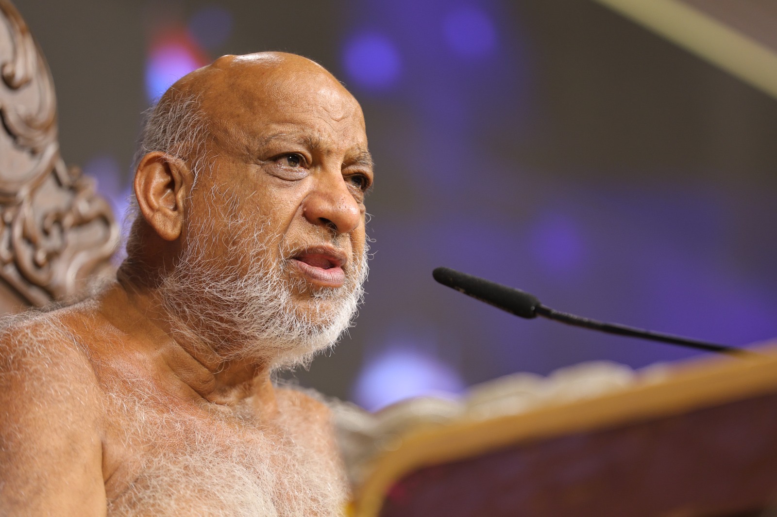 मैं कैसा हूं, उससे पहले जानो मेरा देव, गुरु और धर्म कैसा है : मुनिपुंगव सुधासागर जी