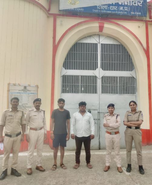 मनावर में बाइक से अवैध शराब परिवहन का मामला, 70.32 बल्क लीटर मदिरा जब्त; दो आरोपी जेल भेजे गए