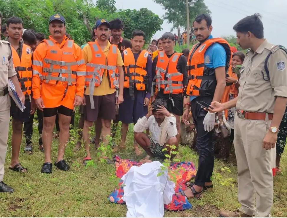 सोनहा तालाब में डूबे पांच वर्षीय बच्चे का शव बरामद, SDRF ने तीन घंटे चलाया सर्च ऑपरेशन