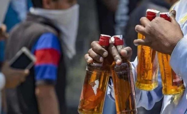 मालवा-निमाड़ में जहरीली शराब से मौतों के मामलों में अधिकारी भी जांच के घेरे में