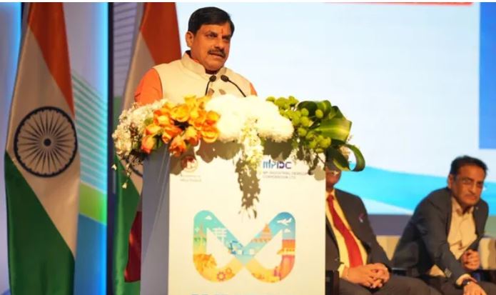 दुबई दौरे में CM मोहन यादव ने निवेशकों से की अहम मुलाकातें, 35,200 करोड़ के निवेश प्रस्तावों पर चर्चा