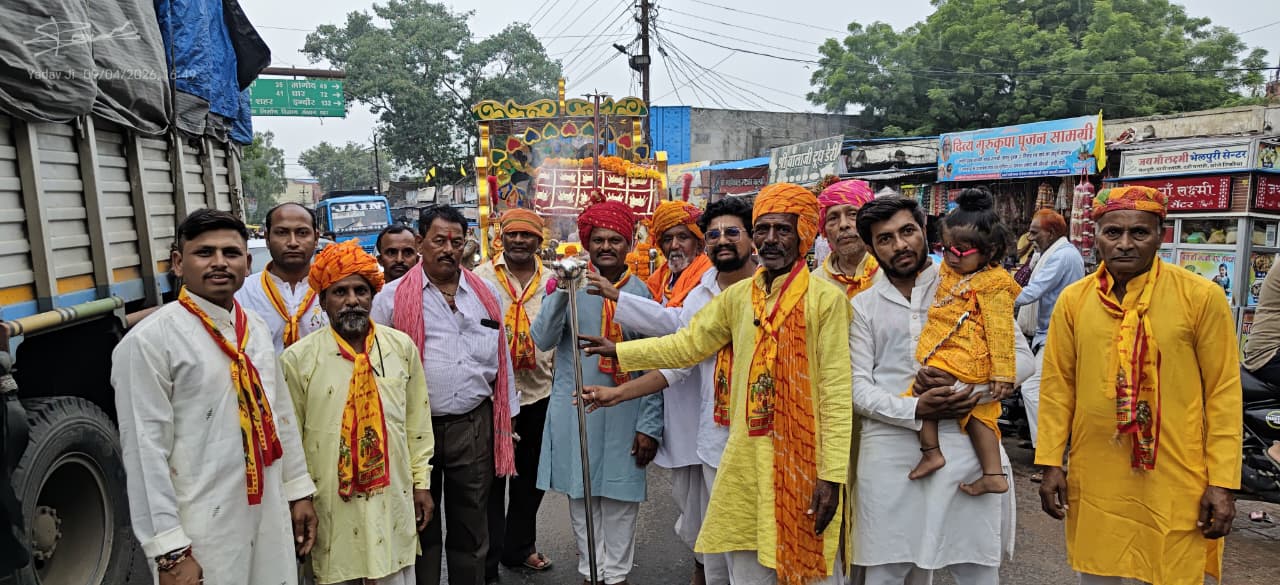 Manawar में यादव समाज ने धूमधाम से मनाया जन्माष्टमी पर्व: निकाली भव्य पालकी यात्रा, शिक्षा और दुग्ध उत्पादन को बढ़ावा देने का दिया संदेश