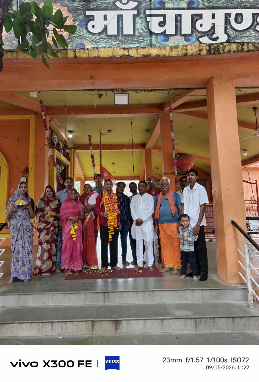 कन्या रत्न के जन्म पर अधिवक्ता प्रिंस मंडलोई ने मां भगवती के दर्शन को 225 किमी पैदल यात्रा शुरू की