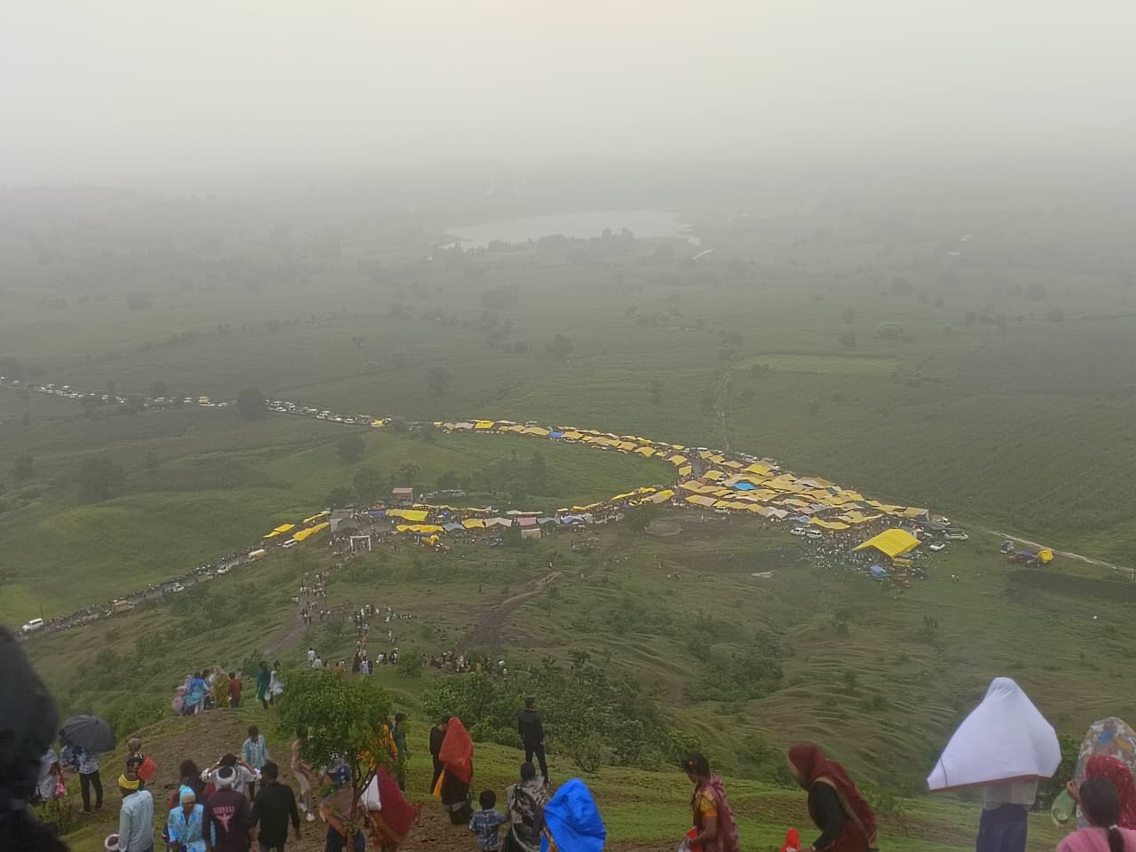 जन्माष्टमी पर कृष्णमय हुआ सवासन टेकड़ी, दही हांडी और लोकनृत्य ने बांधा समां