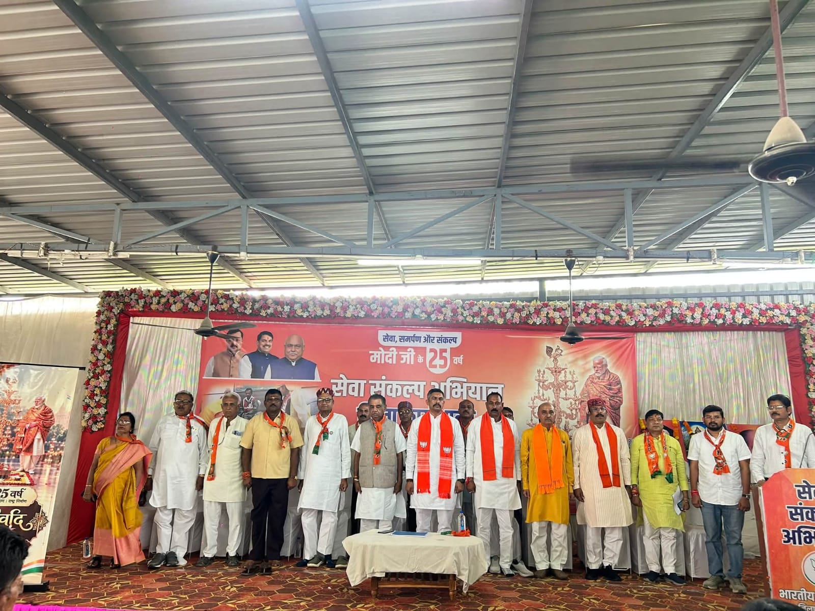 Manawar में BJP की जिला कार्यशाला, संगठन मजबूती और जनकल्याणकारी योजनाओं पर हुआ मंथन