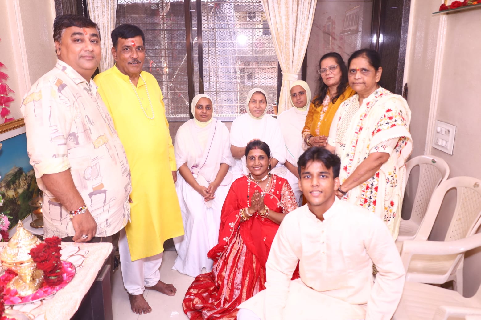 भायंदर में श्री चिंतामणि पार्श्वनाथ जैन संघ को अष्टमंगल अर्पण, बंबोरी परिवार बना लाभार्थी