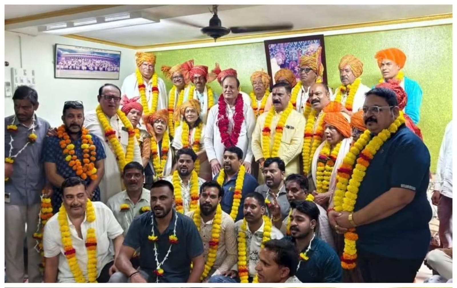 भाजपा जिला कार्यसमिति के नवनियुक्त सदस्यों ने विधायक डॉ. राजेंद्र पाण्डेय का जताया आभार