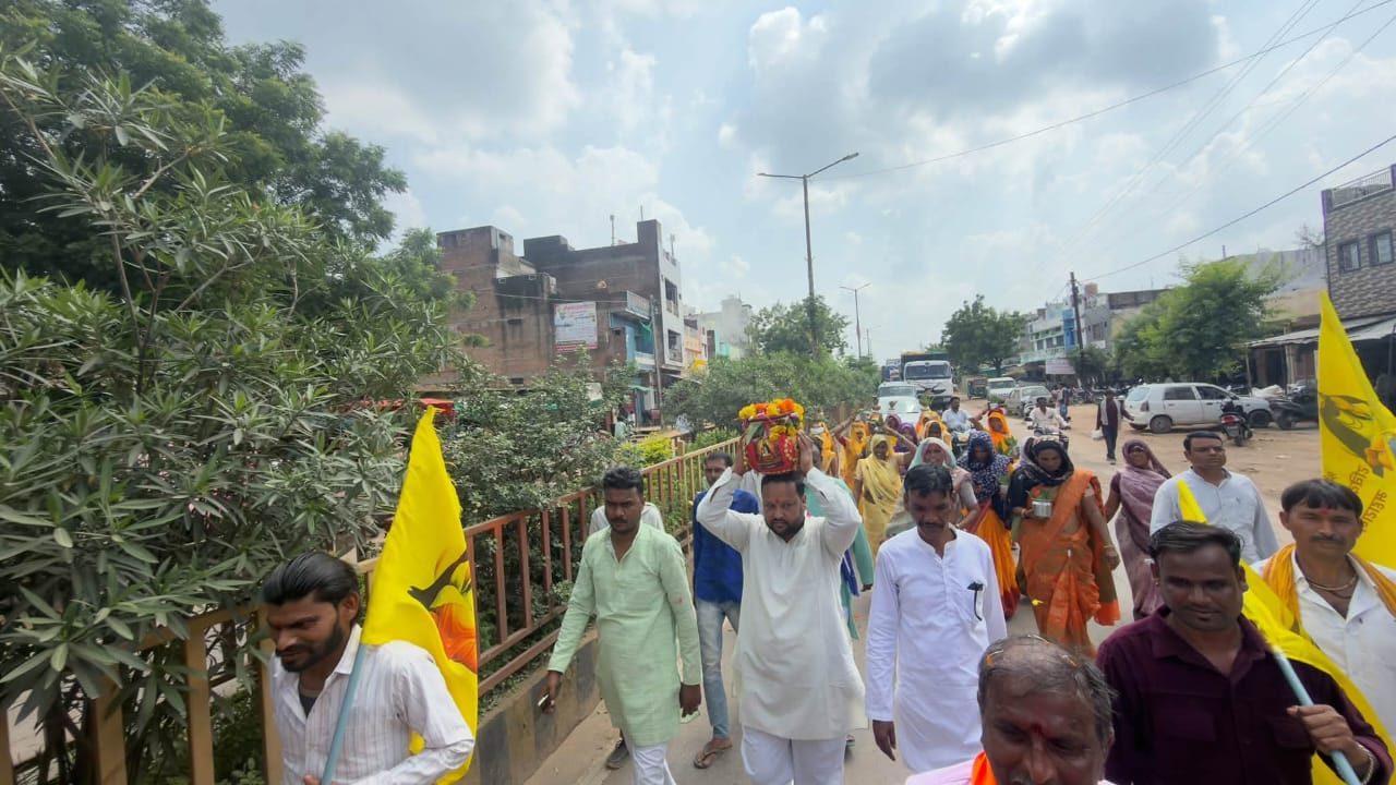 घुवारा में संत रविदास जयंती पर निकली भव्य शोभायात्रा, समरसता का दिया संदेश