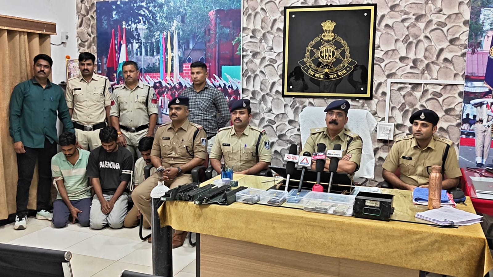 गरोठ पुलिस ने अंतरराज्यीय ATM कटिंग गैंग का किया पर्दाफाश, 3 आरोपी गिरफ्तार