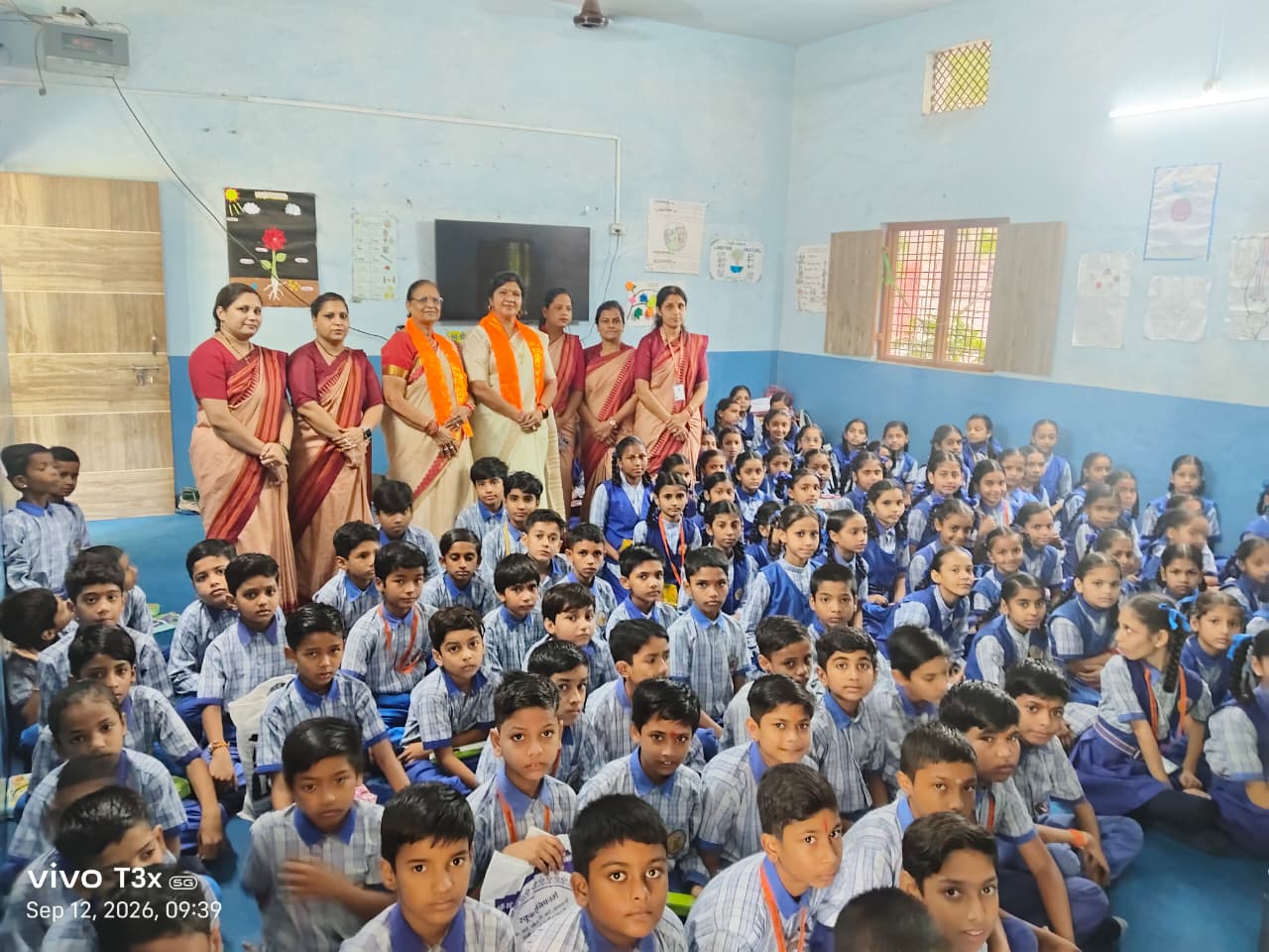 नागदा में 500 बच्चों ने अपने हाथों से बनाए मिट्टी के गणेश जी, 100 बच्चों को मिला सम्मान