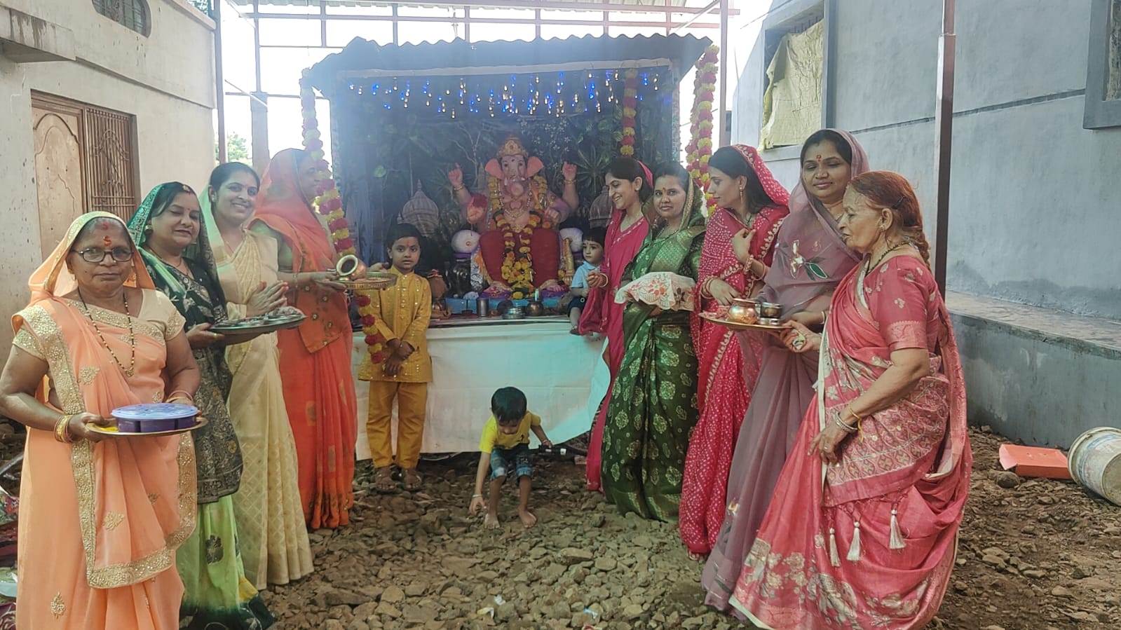हरतालिका तीज पर नर्मदेश्वर महादेव मंदिर में उमड़ा आस्था का सैलाब, महिलाओं का लगा तांता