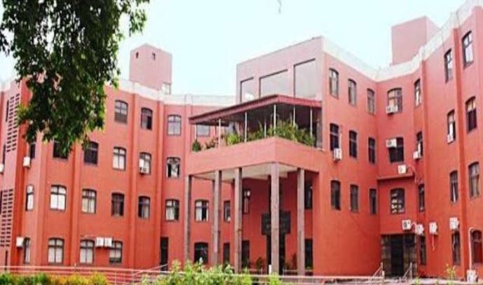 ग्वालियर नगर निगम में संपत्तिकर रिकॉर्ड से छेड़छाड़ का आरोप, फर्जी रसीद से रजिस्ट्री; पूर्व अधिकारियों समेत चार पर FIR