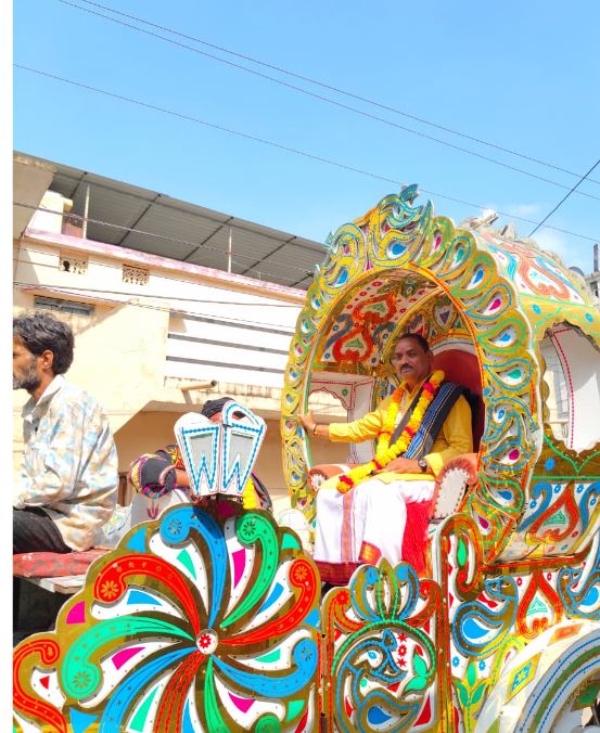 कामिका धाम में श्रीमद्भागवत कथा ज्ञान यज्ञ का भव्य शुभारंभ