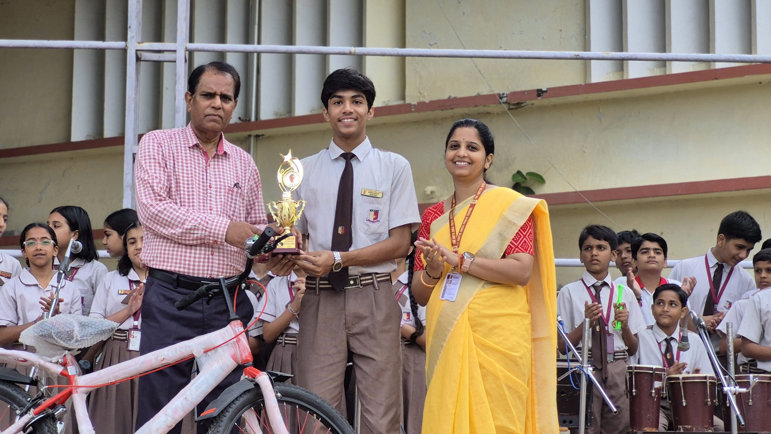 लगातार दूसरी बार मैराथन चैंपियन बने कृतज्ञ, आदित्य बिरला पब्लिक स्कूल में हुआ अभिनंदन