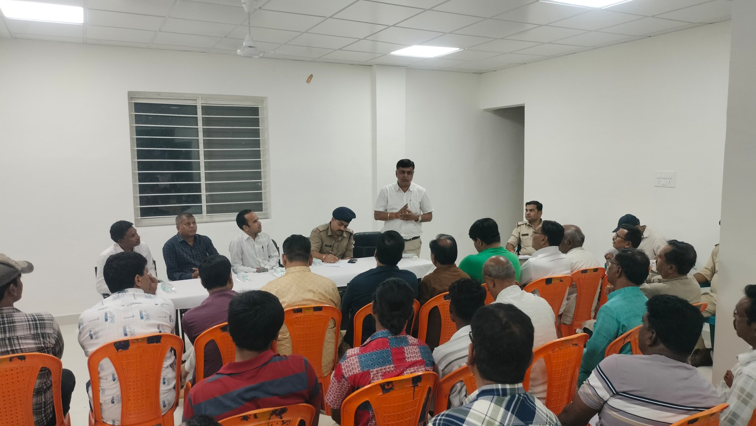 Sarangpur थाने में शांति समिति की बैठक, डोल ग्यारस और अनंत चतुर्दशी की व्यवस्थाओं पर चर्चा