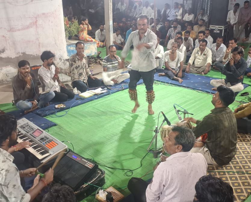 जाजमखेड़ी के रामदेव मंदिर में दस दिनों तक जागरण और भजन संध्या, भादवा दशमी पर निकली ज्योत