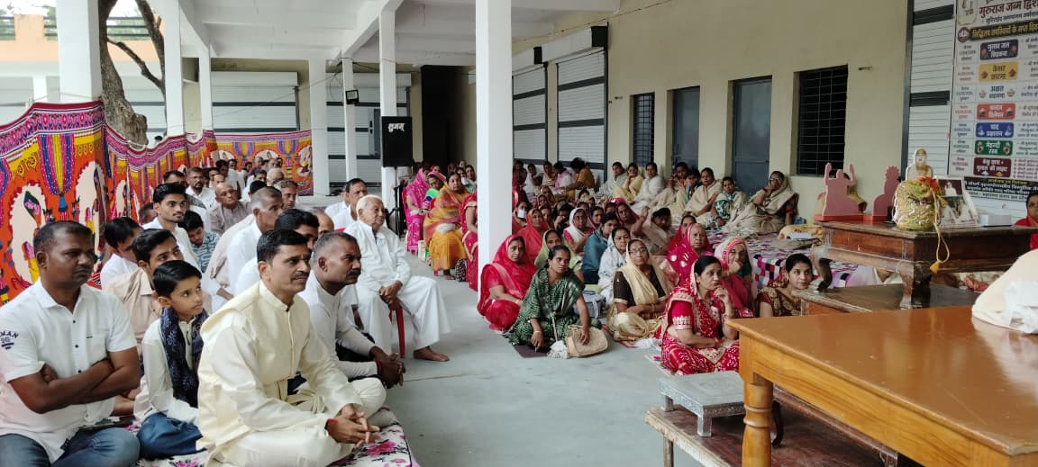 सिद्धि तप के तृतीय दिवस तपस्वियों का अक्षत से हुआ वधामणा, धर्मसभा में उमड़े श्रद्धालु