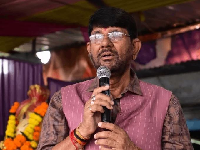 ‘दद्दा से पूछो, पहले सड़क देखी भी थी?’ गड्ढों की शिकायत पर मंत्री लखन पटेल का बयान चर्चा में, जीतू पटवारी ने साधा निशाना