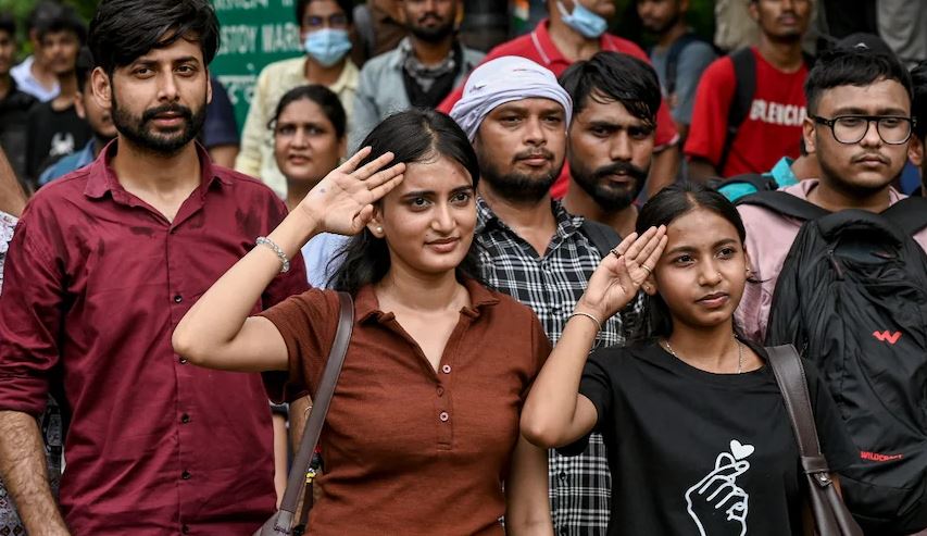 ‘हिम्मत कैसे हुई?’ CJP प्रदर्शन में शामिल छात्र को नोटिस भेजने पर सुप्रीम कोर्ट नाराज, मजिस्ट्रेट से मांगा जवाब