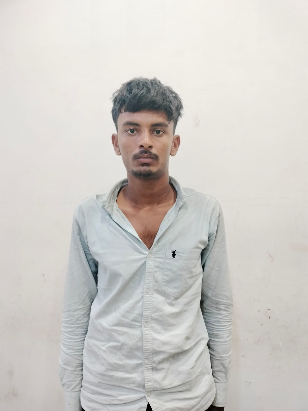 मनावर में हत्या के मामले में 19 वर्षीय युवक गिरफ्तार, बाल अपचारी भी अभिरक्षा में; चाकू जब्त