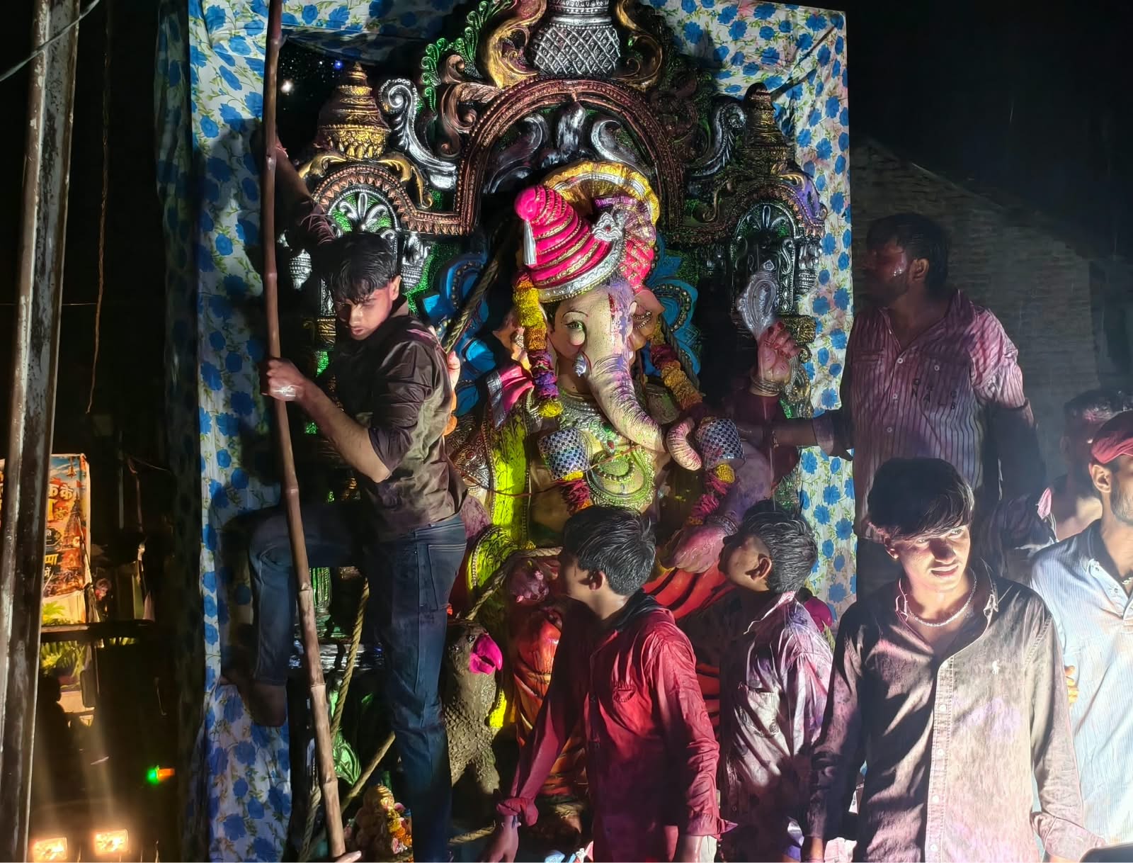 रिमझिम बारिश के बीच बप्पा की विदाई, ‘गणपति बप्पा मोरया’ के जयघोष से गूंजा झकनावदा