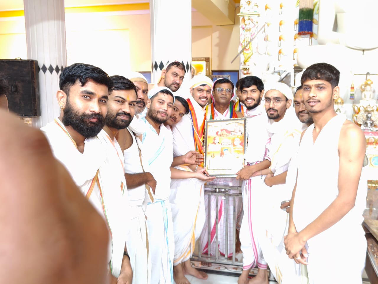 बम्होरी में पर्यूषण पर्व का भव्य समापन, भगवान महावीर की निकली शोभायात्रा