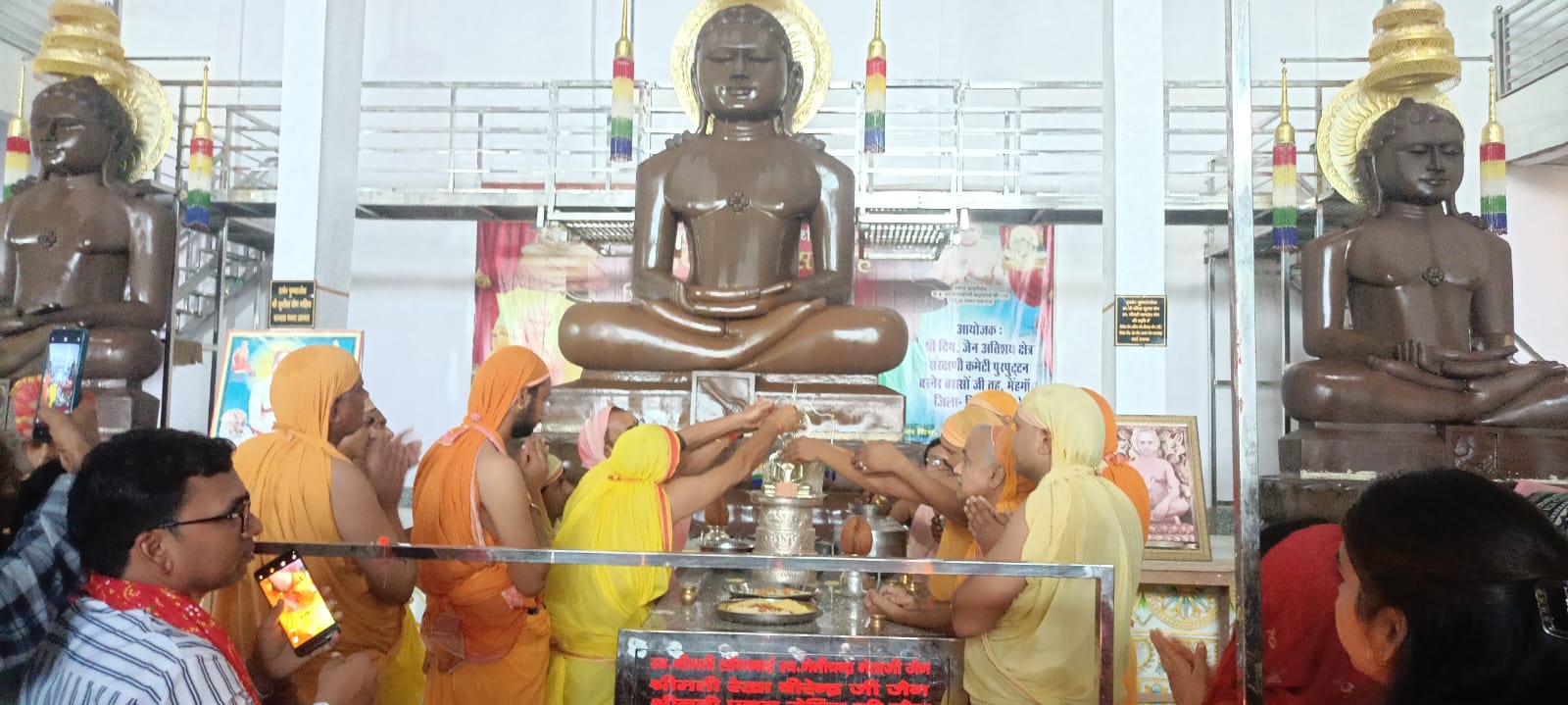 बरासोजी में भगवान महावीर स्वामी का महामस्तकाभिषेक, हजारों श्रद्धालु हुए शामिल