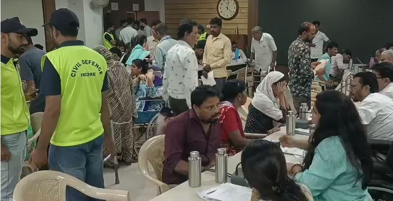 इंदौर जनसुनवाई में पहुंचा कथित फर्जी रजिस्ट्री का मामला, 2002 के दस्तावेज में 2013 में जारी स्टाम्प लगाने का आरोप