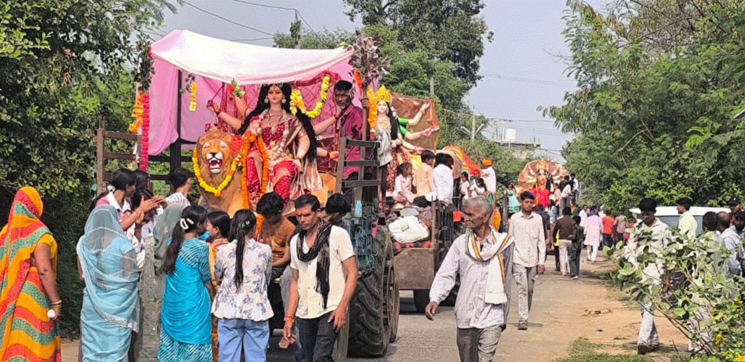 कुंडाली में 14 स्थानों से एक साथ निकला चल समारोह, बम्होरी में रातभर गूंजे ढोल-नगाड़े