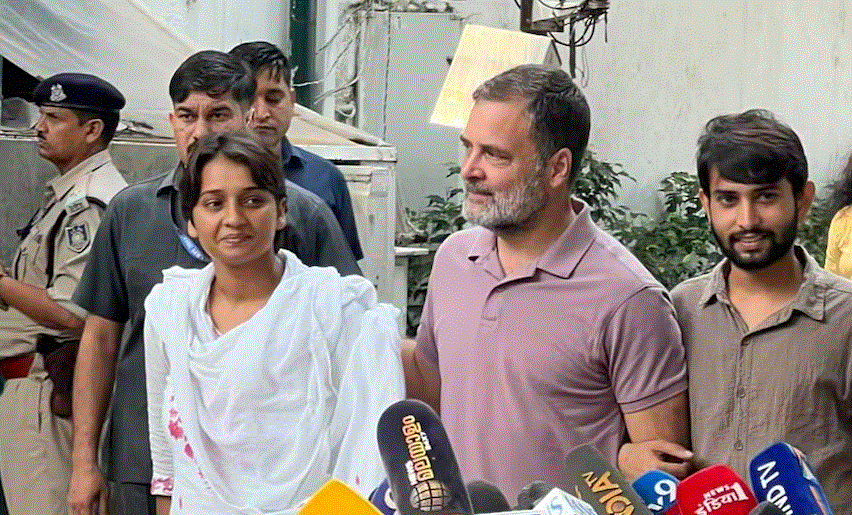 ‘सिर में डंडा मारा, चेहरा नोचा’, राहुल गांधी के साथ आए NSUI प्रदर्शनकारियों ने पुलिस पर लगाया टॉर्चर का आरोप — दैनिक स्वराज वाणी