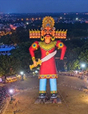 Ravan Dahan 2026: इंदौर में 121 फीट, भोपाल में 105 फीट के रावण का दहन; कुछ जगह बारिश ने डाला खलल