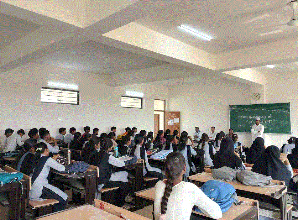 शासकीय महाविद्यालय आठनेर में ‘सोमनाथ संवाद’ व्याख्यानमाला आयोजित
