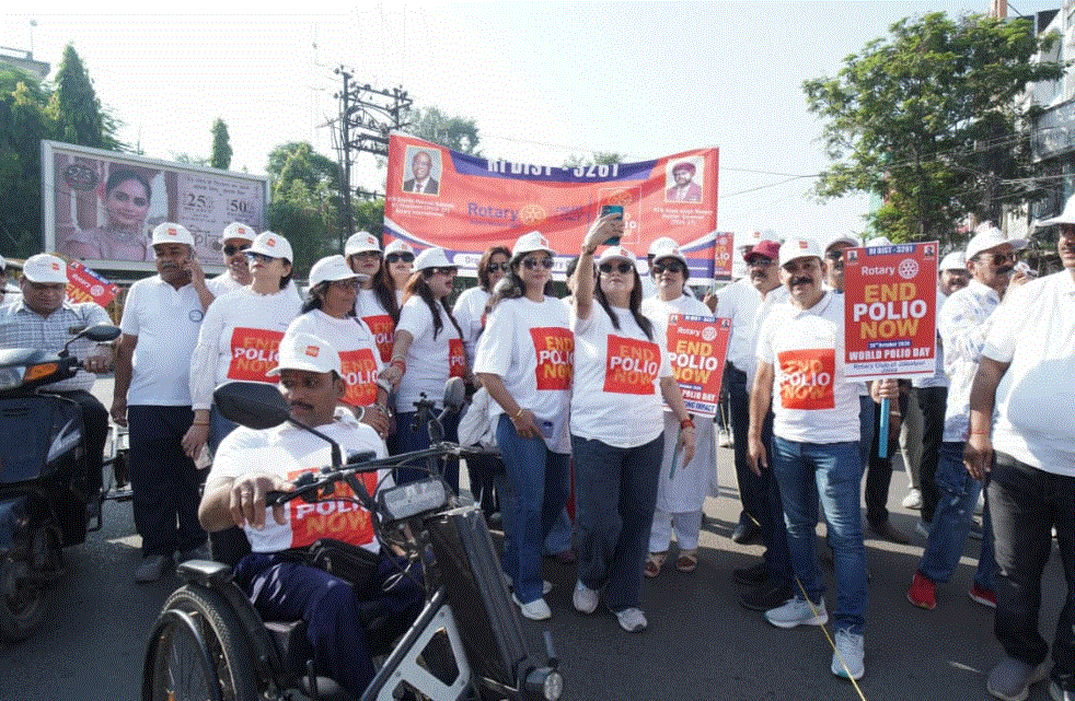 सफेद परिधान में शांति और सद्भावना का संदेश, जबलपुर में निकली पोलियो जागरूकता रैली — दैनिक स्वराज वाणी