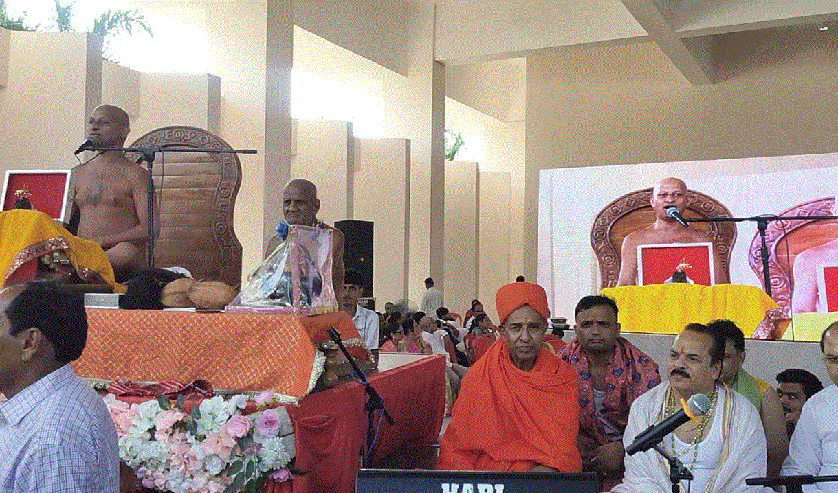 लखनऊ में उपाध्यायश्री विहसंतसागरजी महाराज के सान्निध्य में हुई भव्य सरस्वती महाअर्चना — दैनिक स्वराज वाणी