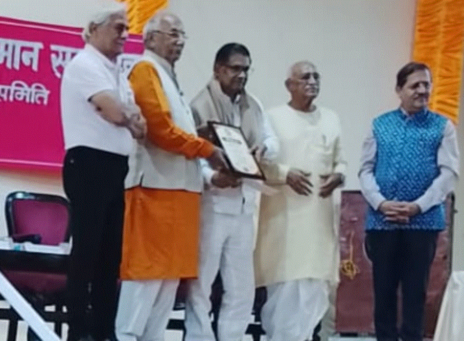 डॉ. अनुपम जैन को ‘हिन्दी सेवी सम्मान’, ‘जैन गणित’ को बताया भारतीय गणित का महाग्रंथ
