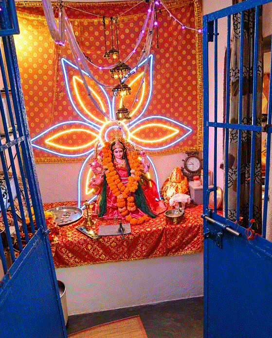 बछोड़िया में गरबा और डांडिया रास की धूम, पारंपरिक वेशभूषा में सजीं बालिकाएं और महिलाएं