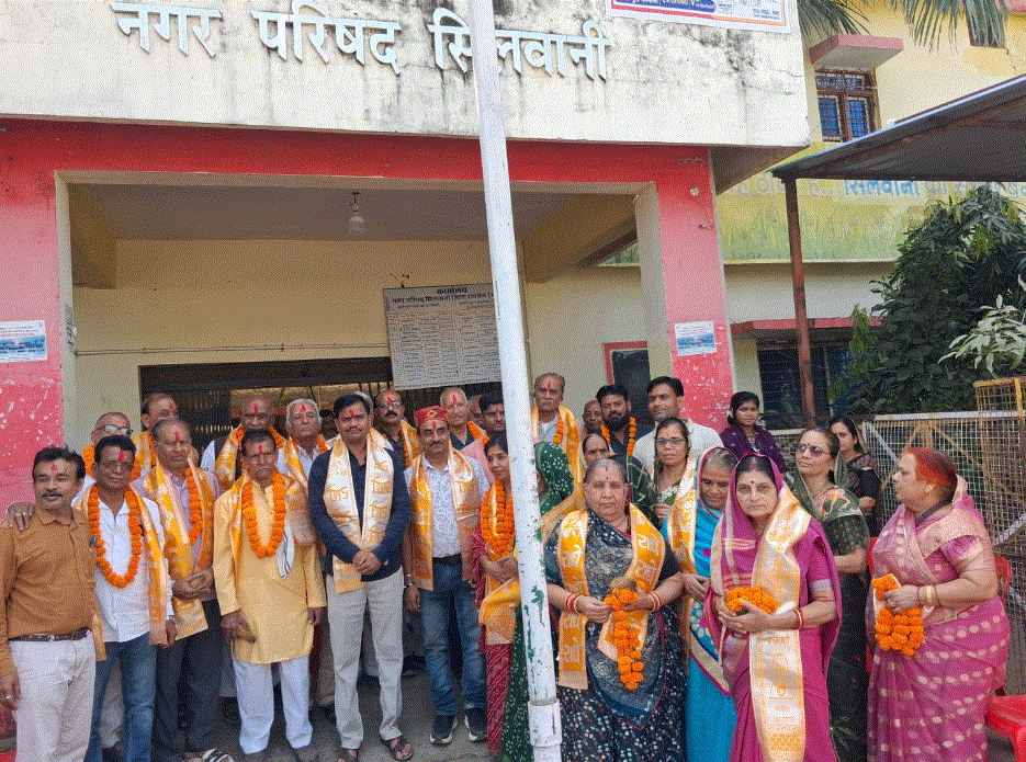 मुख्यमंत्री तीर्थ दर्शन योजना से 21 श्रद्धालुओं को मिला श्रवणबेलगोला यात्रा का अवसर
