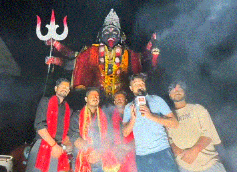 देव नगर की महाकाली शोभायात्रा में उमड़ी श्रद्धालुओं की भीड़