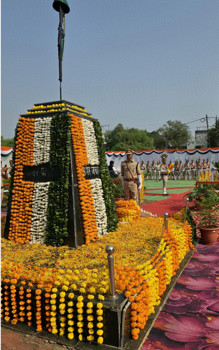 पुलिस स्मृति दिवस पर 154 शहीद जवानों को श्रद्धांजलि