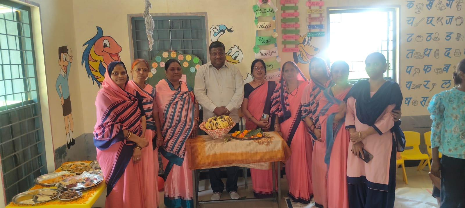 नागदा में आंगन मिलन सेवा, महिलाओं से संवाद कर योजनाओं की दी जानकारी
