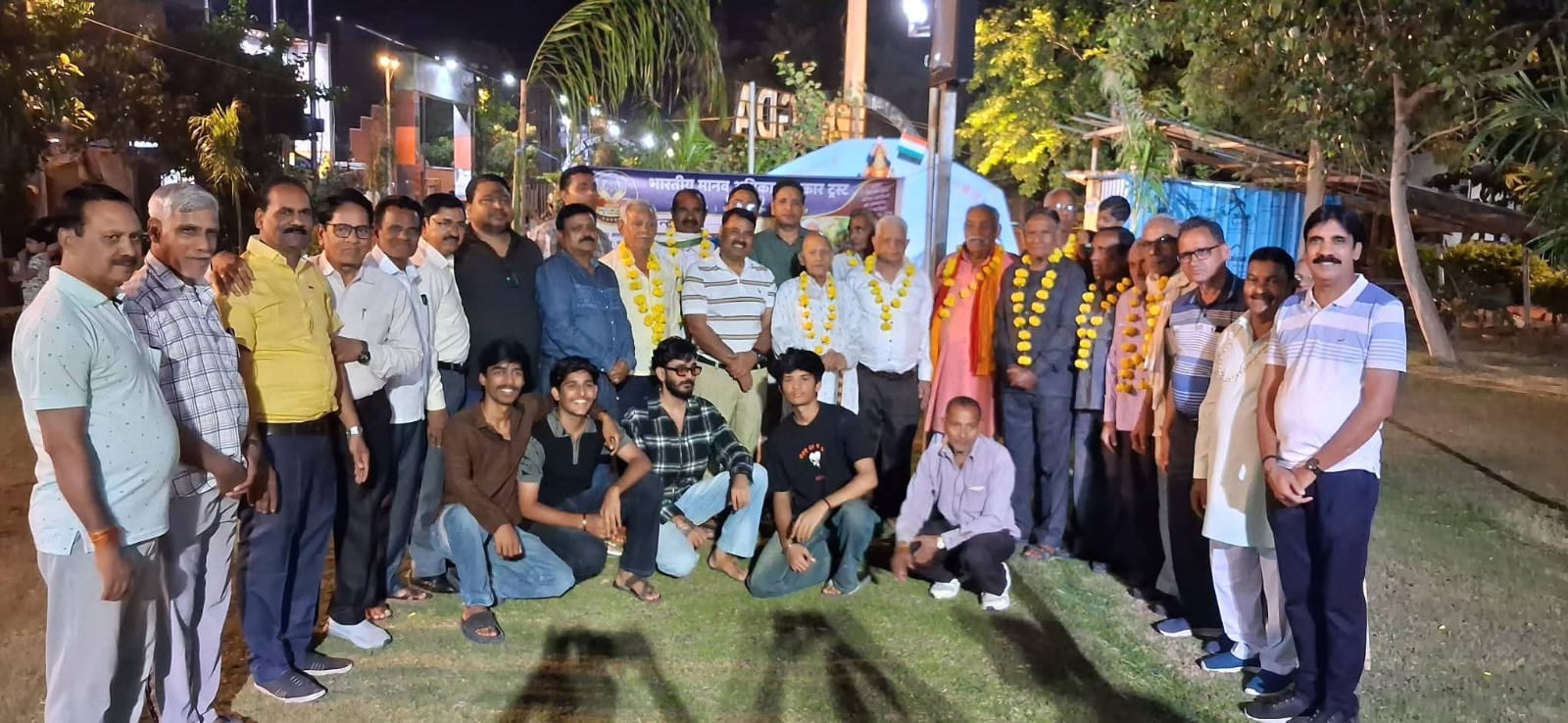 Nagda : विश्व वृद्ध दिवस पर भारतीय मानव अधिकार सहकार ट्रस्ट ने 25 वरिष्ठ नागरिकों का किया सम्मान