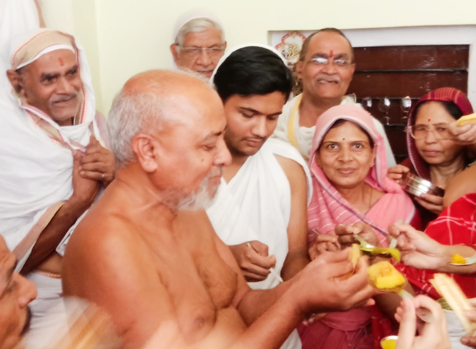 Silwani : निस्वार्थ भाव से किया हुआ दान और धर्म व्यर्थ नहीं जाता: मुनि श्री श्रेयांश सागर जी महाराज, सिलवानी में चातुर्मास के दौरान रोज हो रहे मंगल प्रवचन