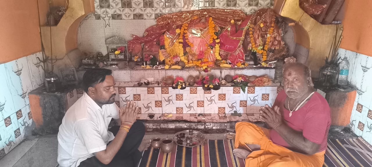 नवरात्रि में बेलगांव वाली माता के दरबार में उमड़ रही भक्तों की भीड़