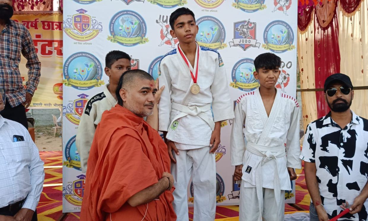 भीनमाल में राज्य स्तरीय जूडो प्रतियोगिता के दूसरे दिन रोमांचक मुकाबले, विजेता खिलाड़ियों को मिले पदक