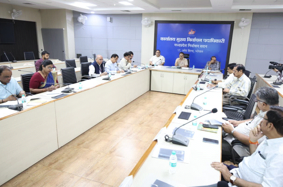 मतदाता सूची में छूटे नाम जोड़ने के लिए विशेष अभियान जारी, राजनीतिक दलों से सहयोग की अपील